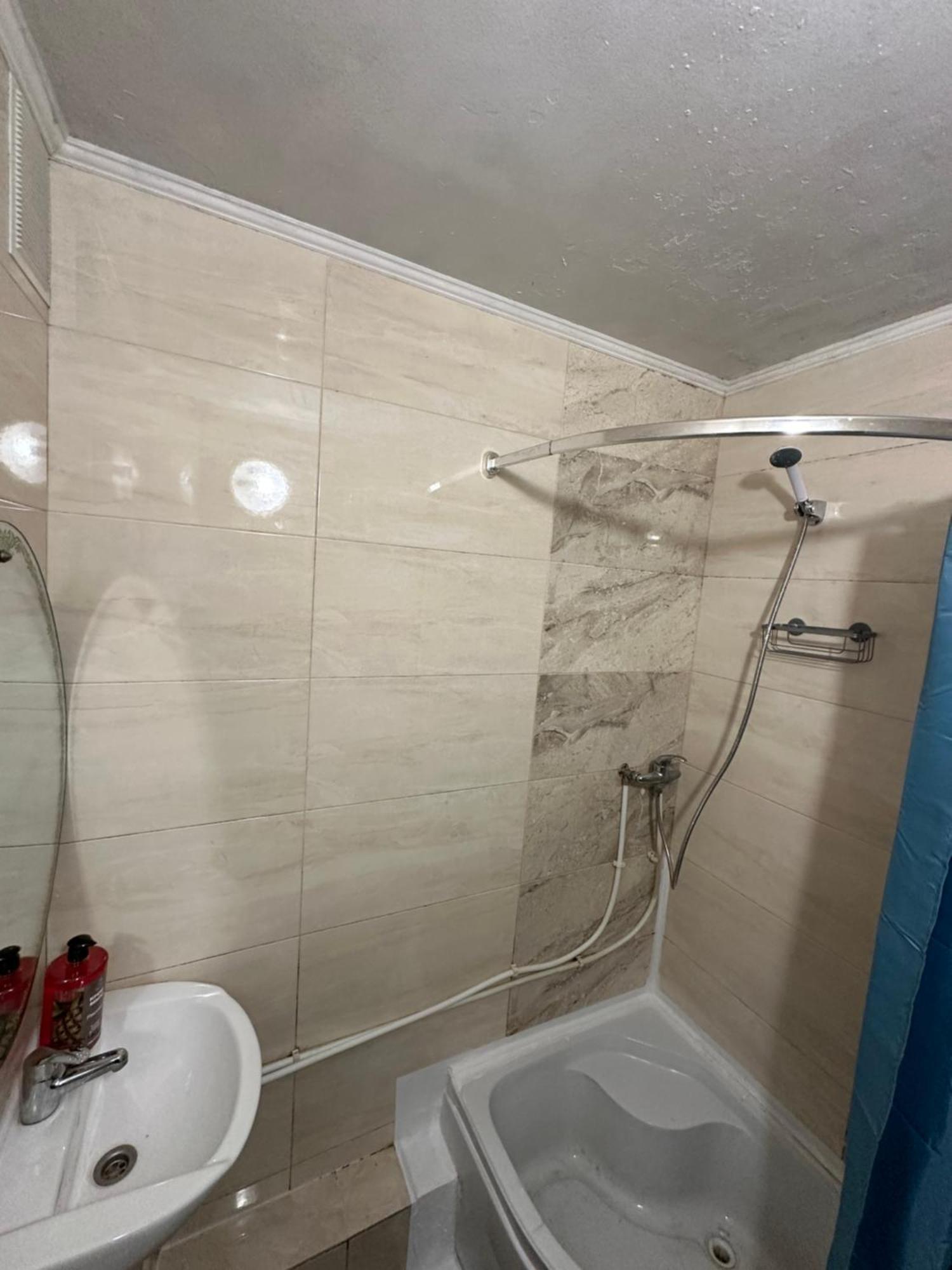 Ararat-Poznyaki Hostel Κίεβο Εξωτερικό φωτογραφία